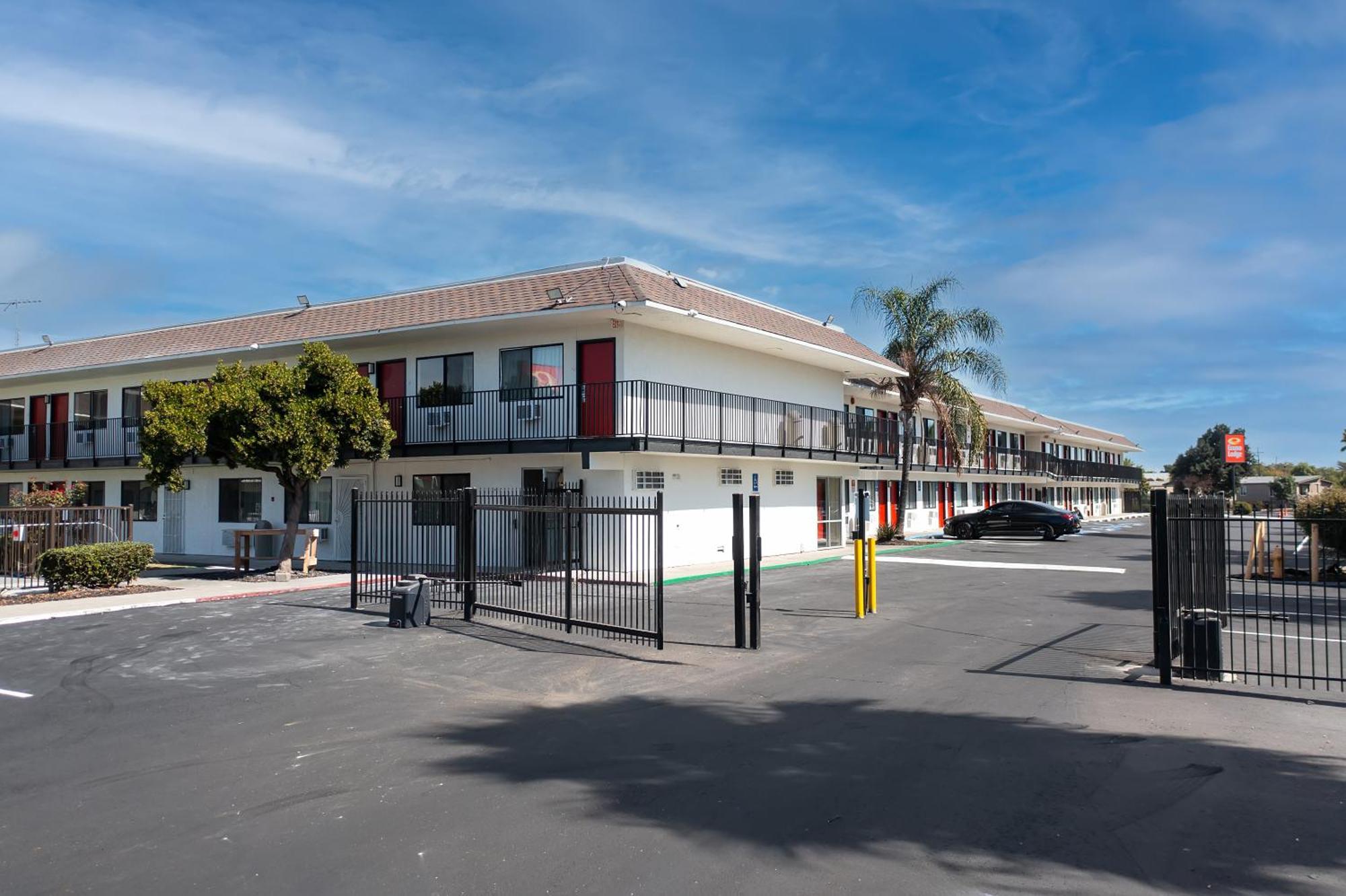 Econo Lodge Stockton Exterior foto